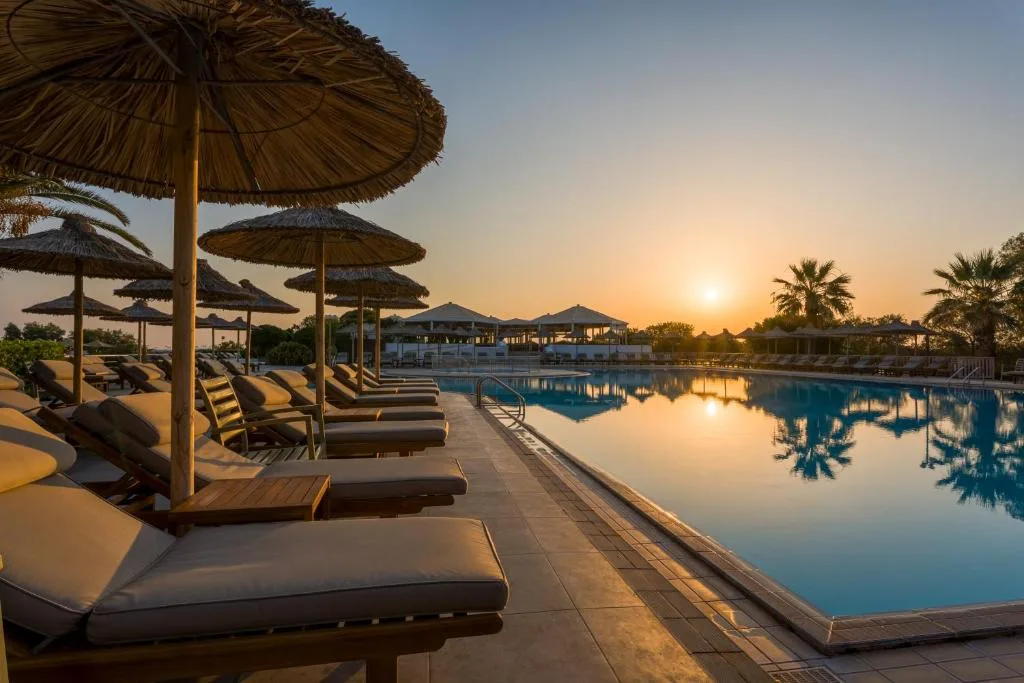 Apollonia Beach Resort & Spa: another view