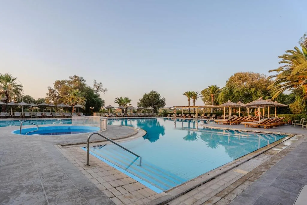 Apollonia Beach Resort & Spa: another view