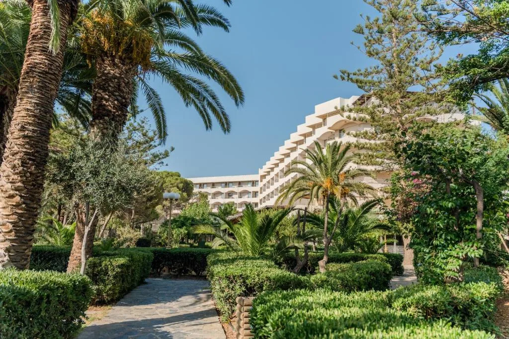 Apollonia Beach Resort & Spa: another view