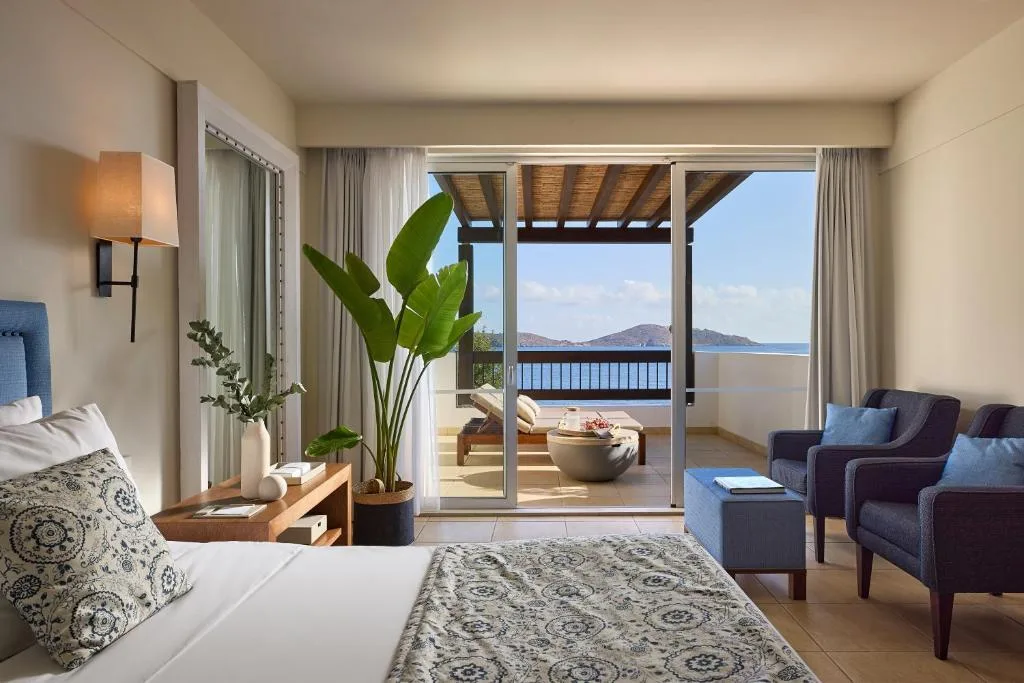 Aquila Elounda Village Resort, Suites & Spa: another view