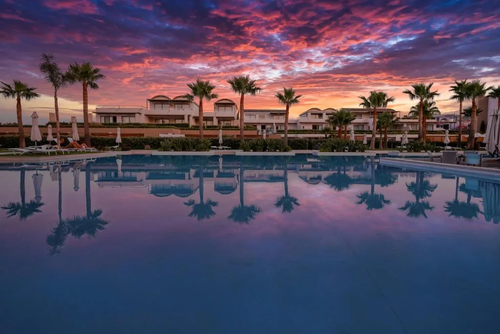 Avra Imperial Hotel: another view