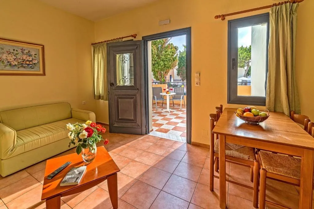 Blue Aegean Hotel & Suites: another view