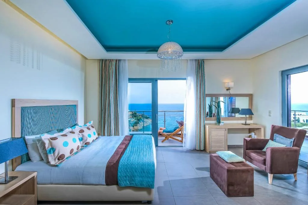 Blue Bay Resort Hotel: another view