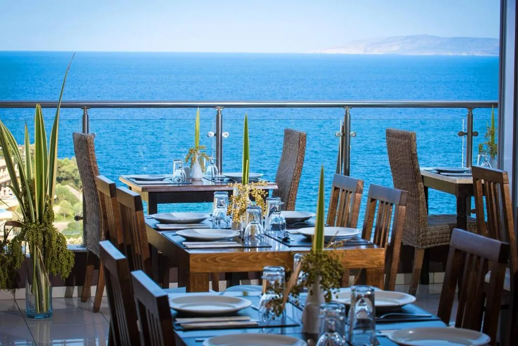 Blue Bay Resort Hotel: another view