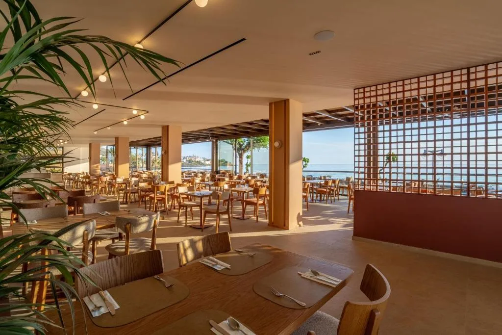 Hotel Blue Sea Beach, Affiliated by Meliá: another view