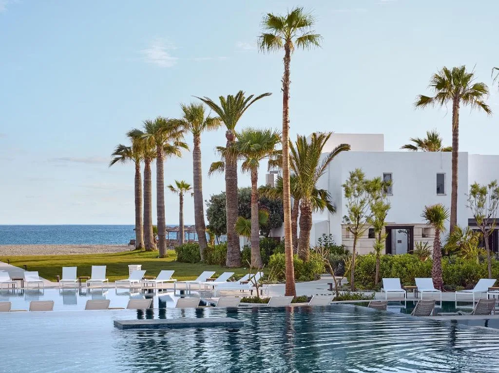 Creta Palace: another view