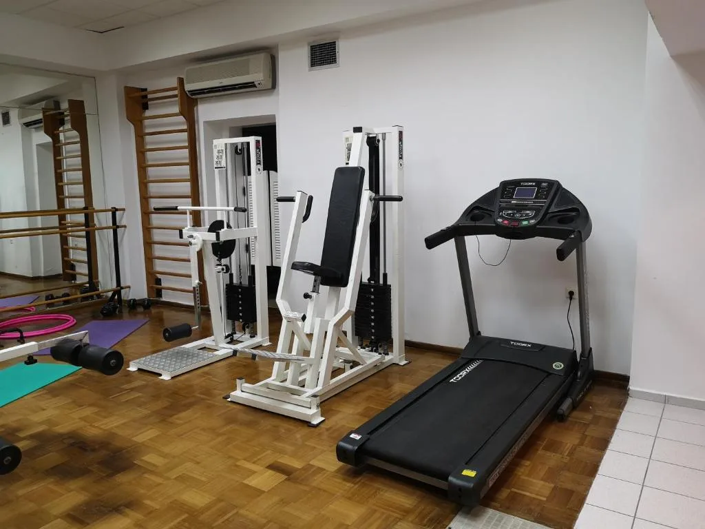 Elmi Beach Hotel & Suites: another view