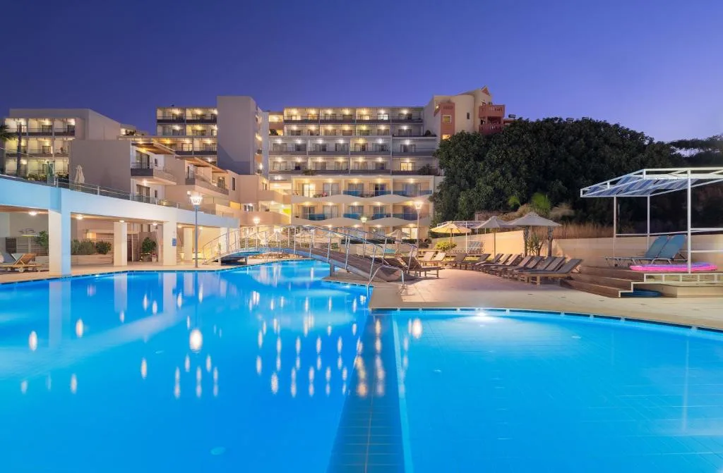 Iolida Beach Resort Hotel by Smile Hotels: another view