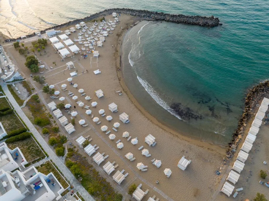 Knossos Beach Bungalows Suites Resort & Spa: another view