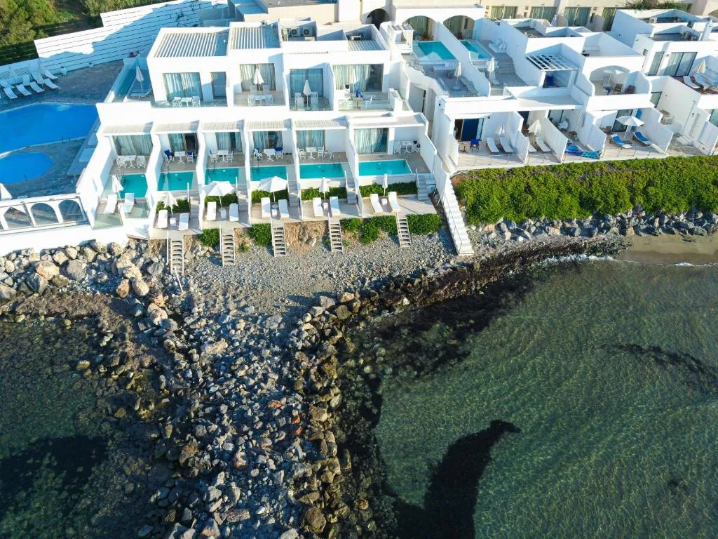 Knossos Beach Bungalows Suites Resort & Spa: another view