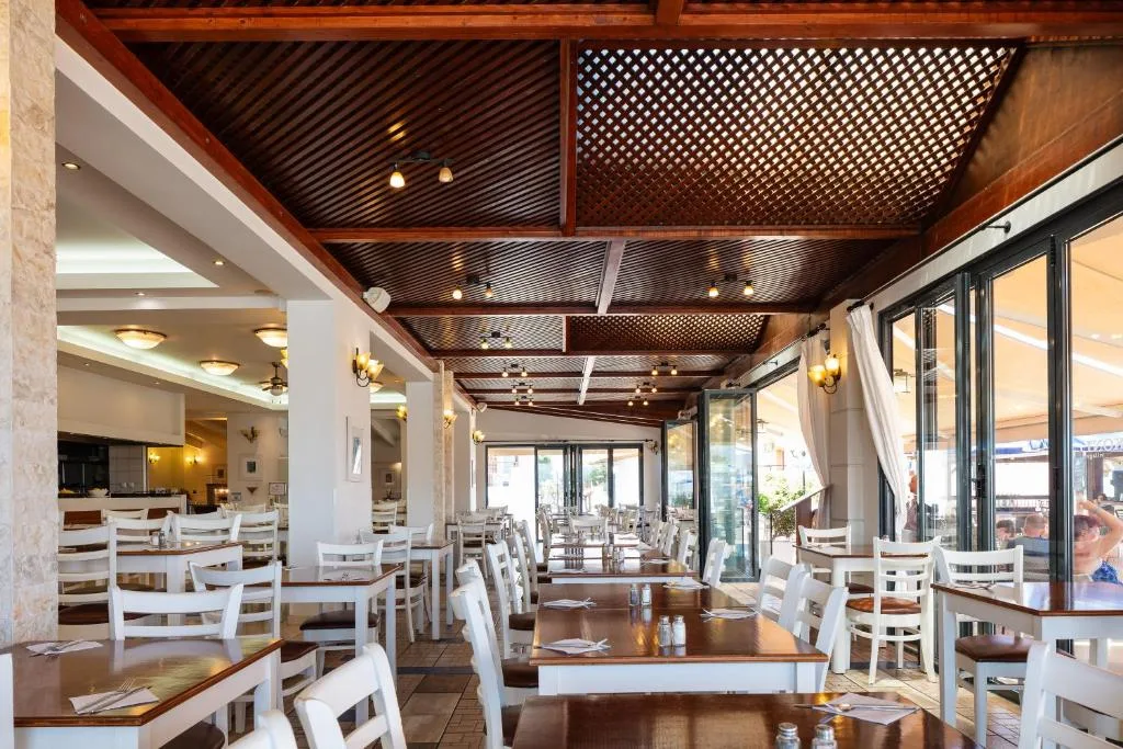 Koni Village Hotel: another view