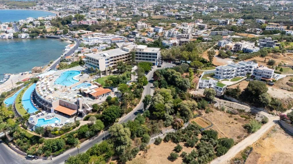 Leptos Panorama Hotel: another view