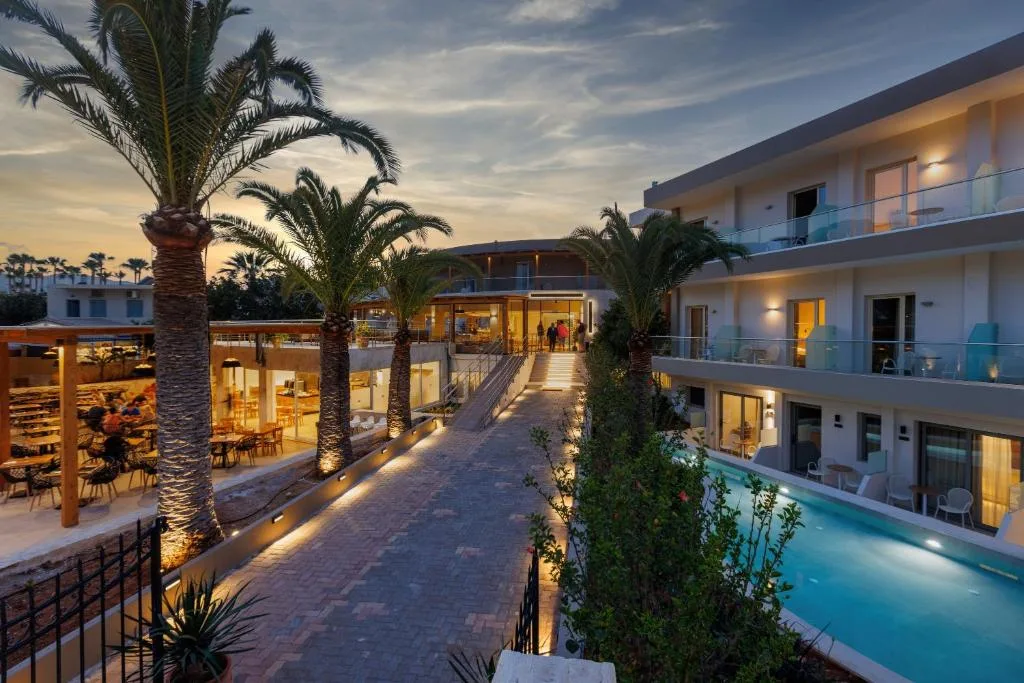 Malia Bay Beach Hotel & Bungalows: another view