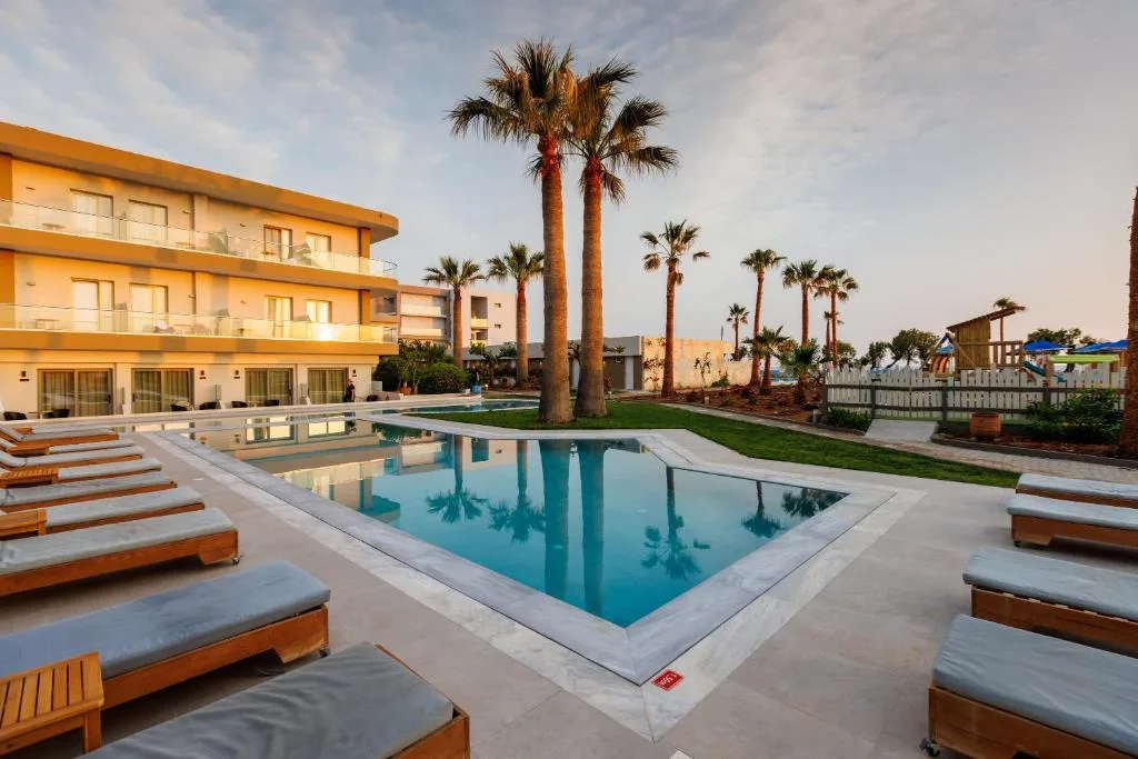 Malia Bay Beach Hotel & Bungalows: another view