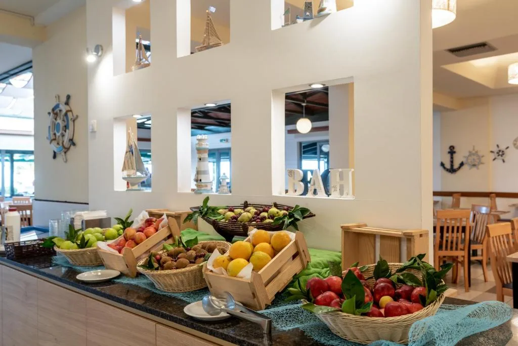 Mediterraneo Hotel: another view
