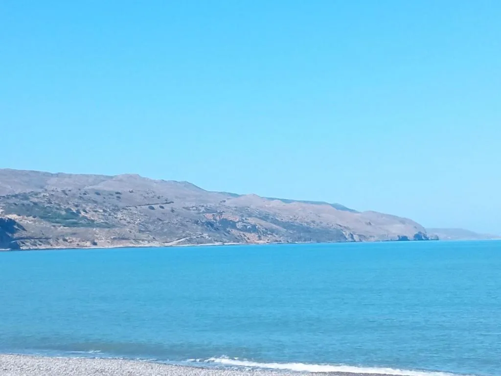 Mrs Chryssana Beach Hotel by GHH: another view