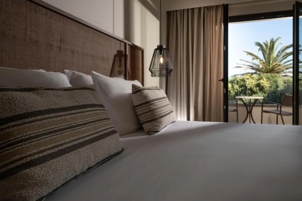 Oya Beach Resort: another view