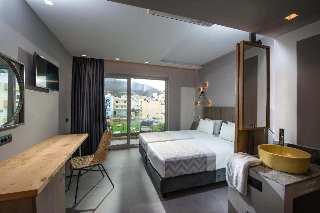 Palmera Beach Hotel & Spa: another view
