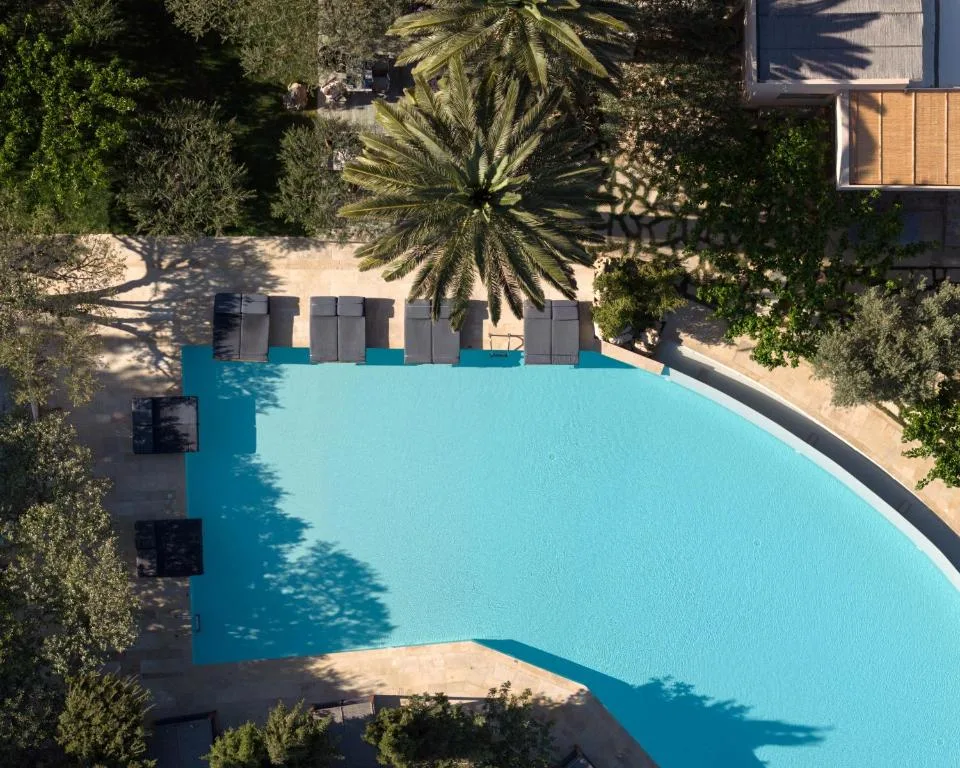 Paralos Irini Mare: another view