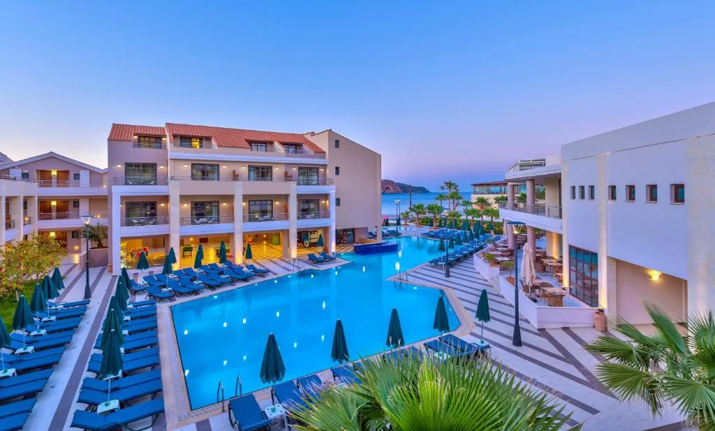 Porto Platanias Beach Resort & Spa: another view