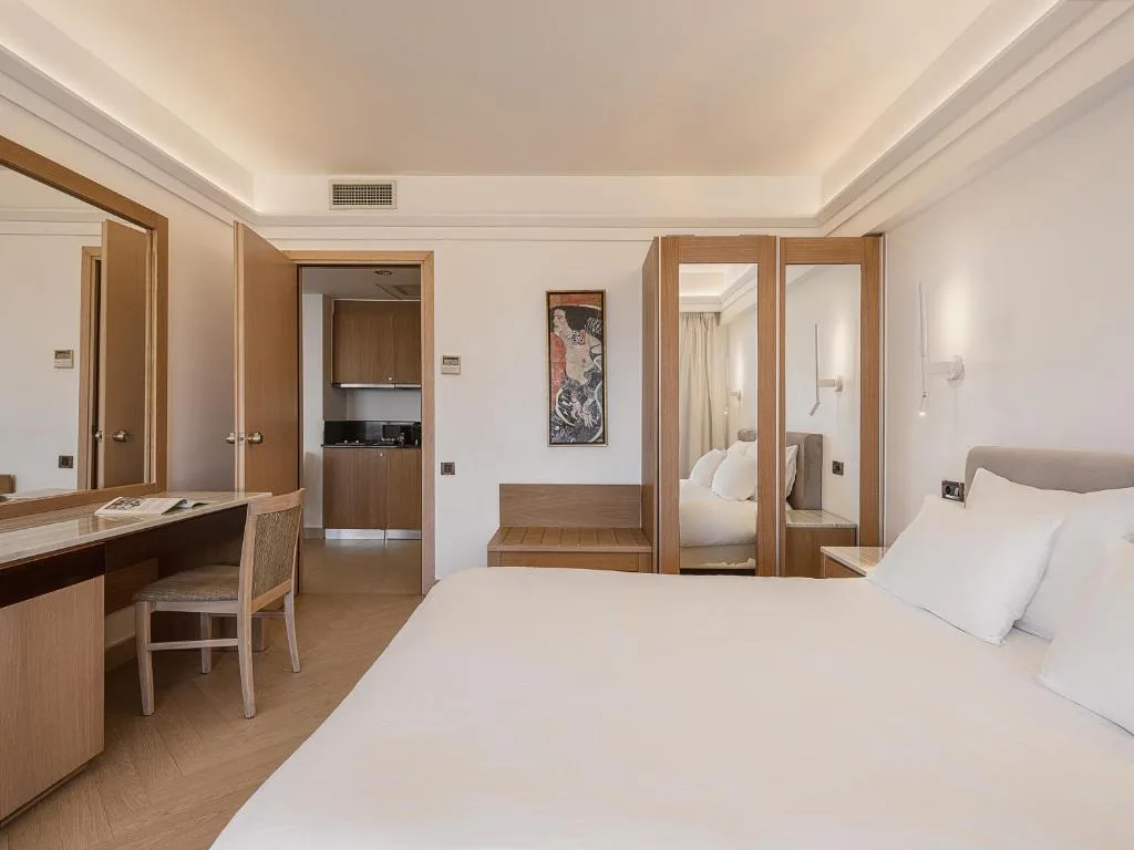 Porto Platanias Beach Resort & Spa: another view