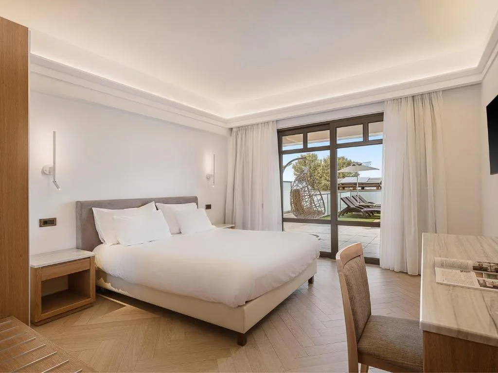Porto Platanias Beach Resort & Spa: another view