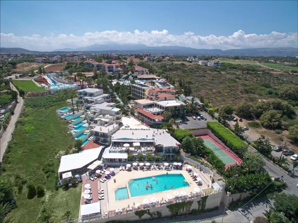 Rethymno Mare & Water Park: another view