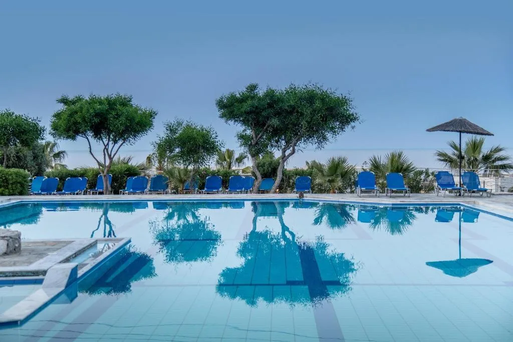 Semiramis Village Hotel: another view