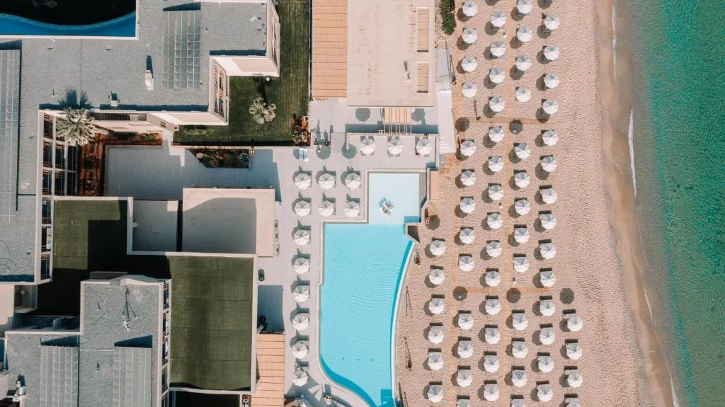 Unique Blue! Resort and Villas: another view