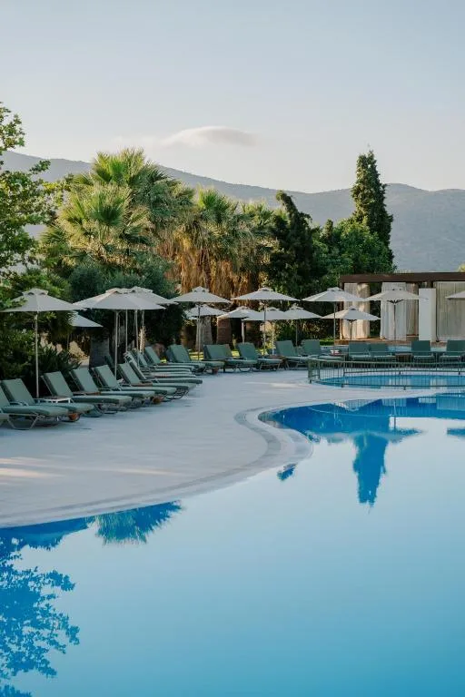 Village Heights Resort: another view